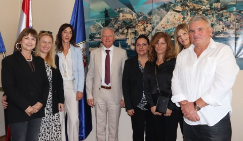 Grad Šibenik potpisao KU za djelatnost predškolskog odgoja i obrazovanja