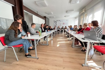 Okrugli stol - RPOO pod povećalom struke