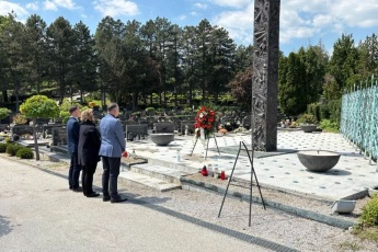 Položen vijenac u spomen na žrtve radničke borbe, poginule radnike i hrvatske branitelje