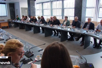 Dogovor sindikata javnih i državnih službi s Vladom RH