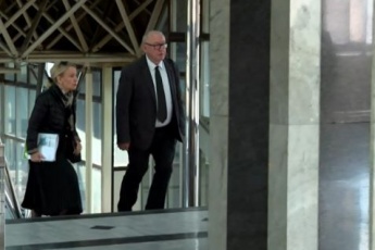Započeli pregovori Vlade i sindikata javnih i državnih službenika